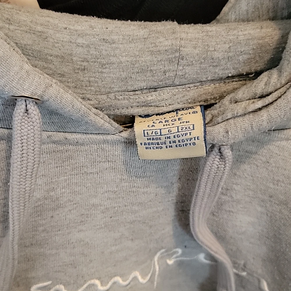 Grey champion sweatshirt boys large - Picture 2 of 4